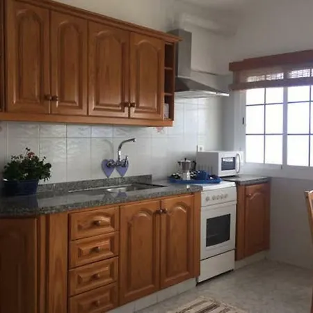 Holiday Camino Playa De Jover بيت للعطل